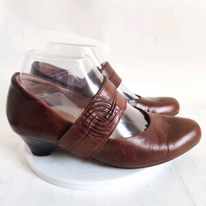 Ziera Kumfs Mary Janes Heels Size 5.5 / 36 Vail Brown Leather Comfort Retro Pump
